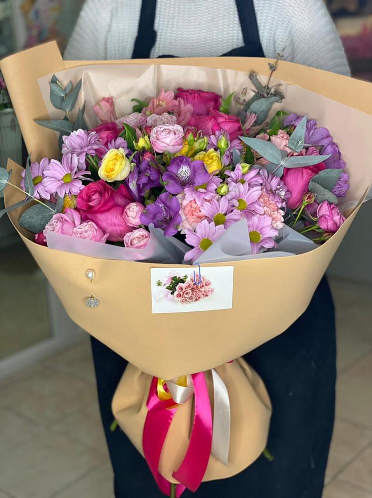 Букет цветов из: Хризантемы, Гвоздики и Альстромерии в Судже