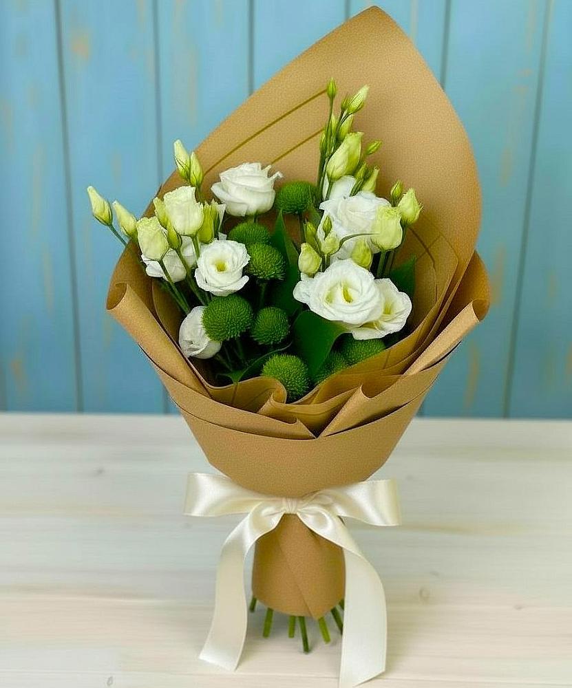 Букет цветов из: Хризантемы и Лизиантусы в Судже