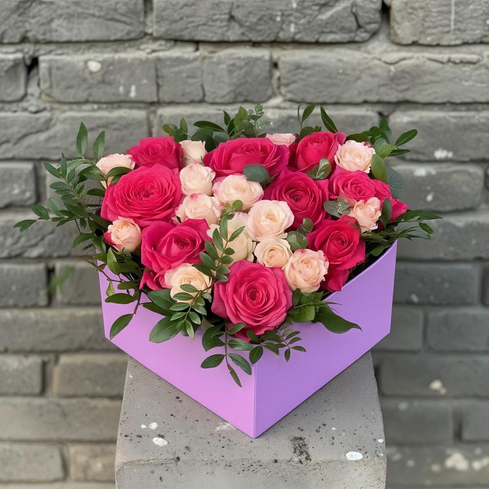 Цветочная композиция из Розы в коробке в Судже