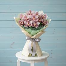 Букет цветов из:  Орхидеи и Розы в Судже