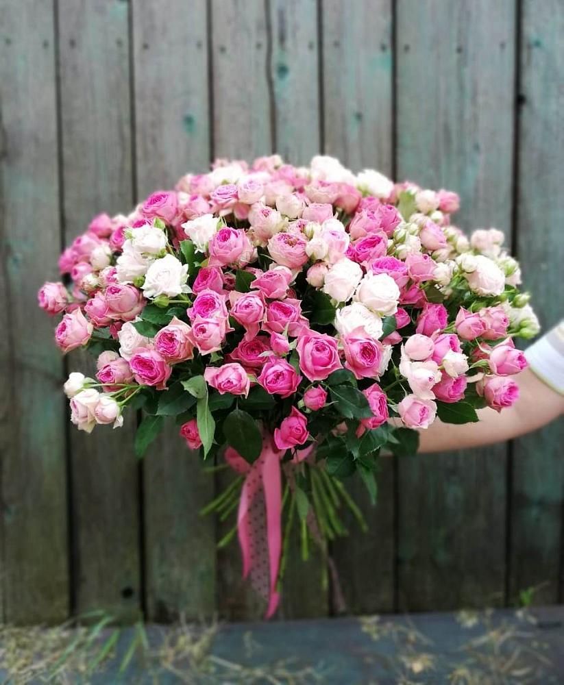 Букет Розовые кустовые розы Натали и Лав Лидия в Судже