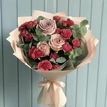 Букет цветов из:  Гвоздики и Розы в Судже