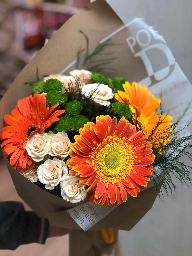 Букет цветов из: Герберы, Хризантемы и Розы в Судже