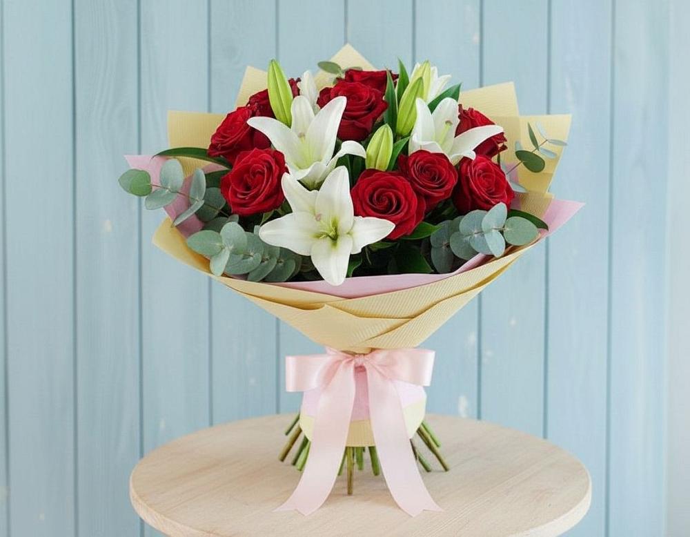 Букет цветов из: Лилии и Розы в Судже